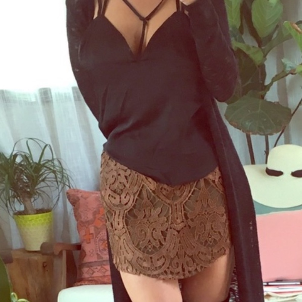 Preloved one teaspoon silk tank